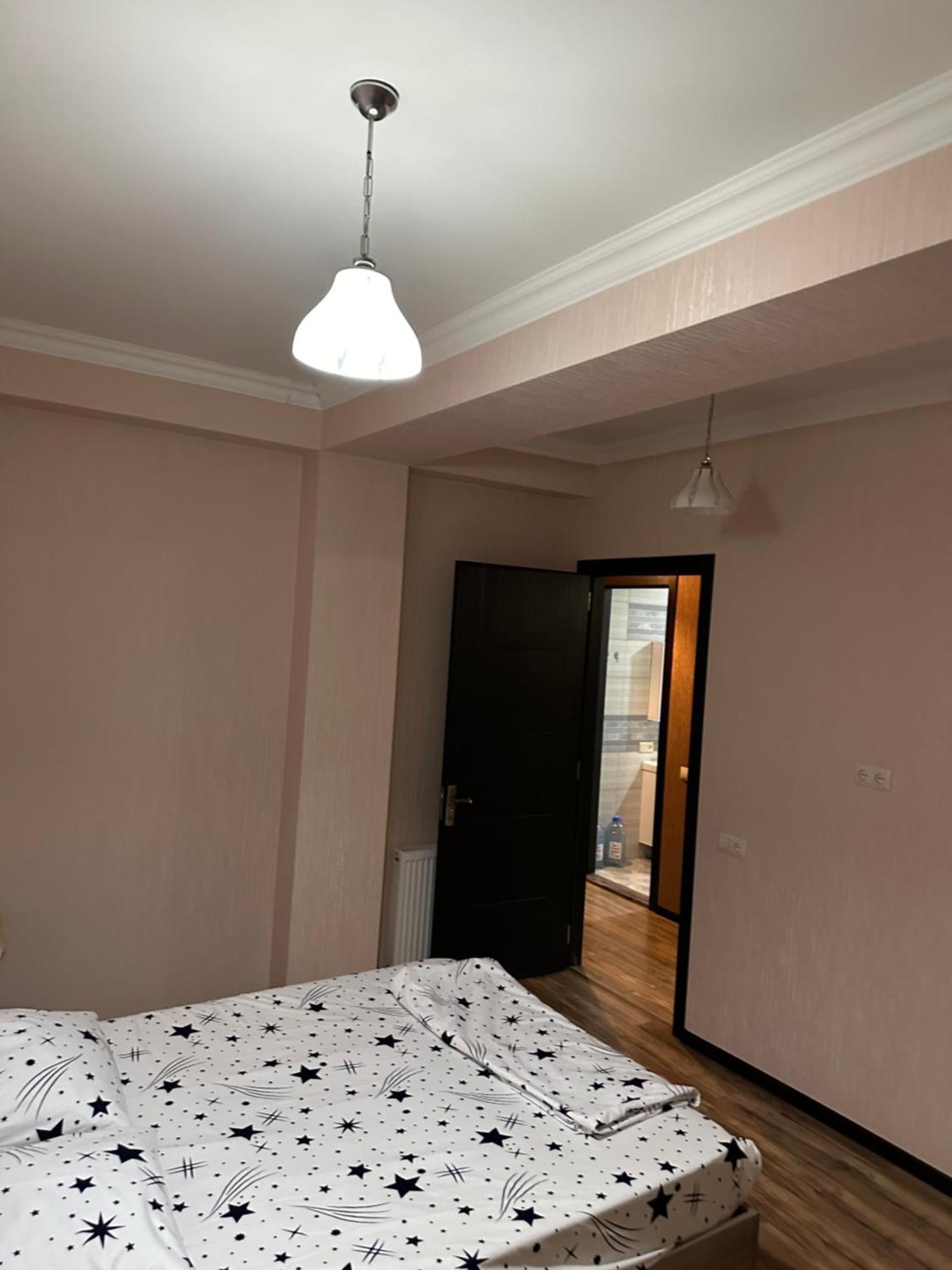 House In Varketili 第比利斯 外观 照片