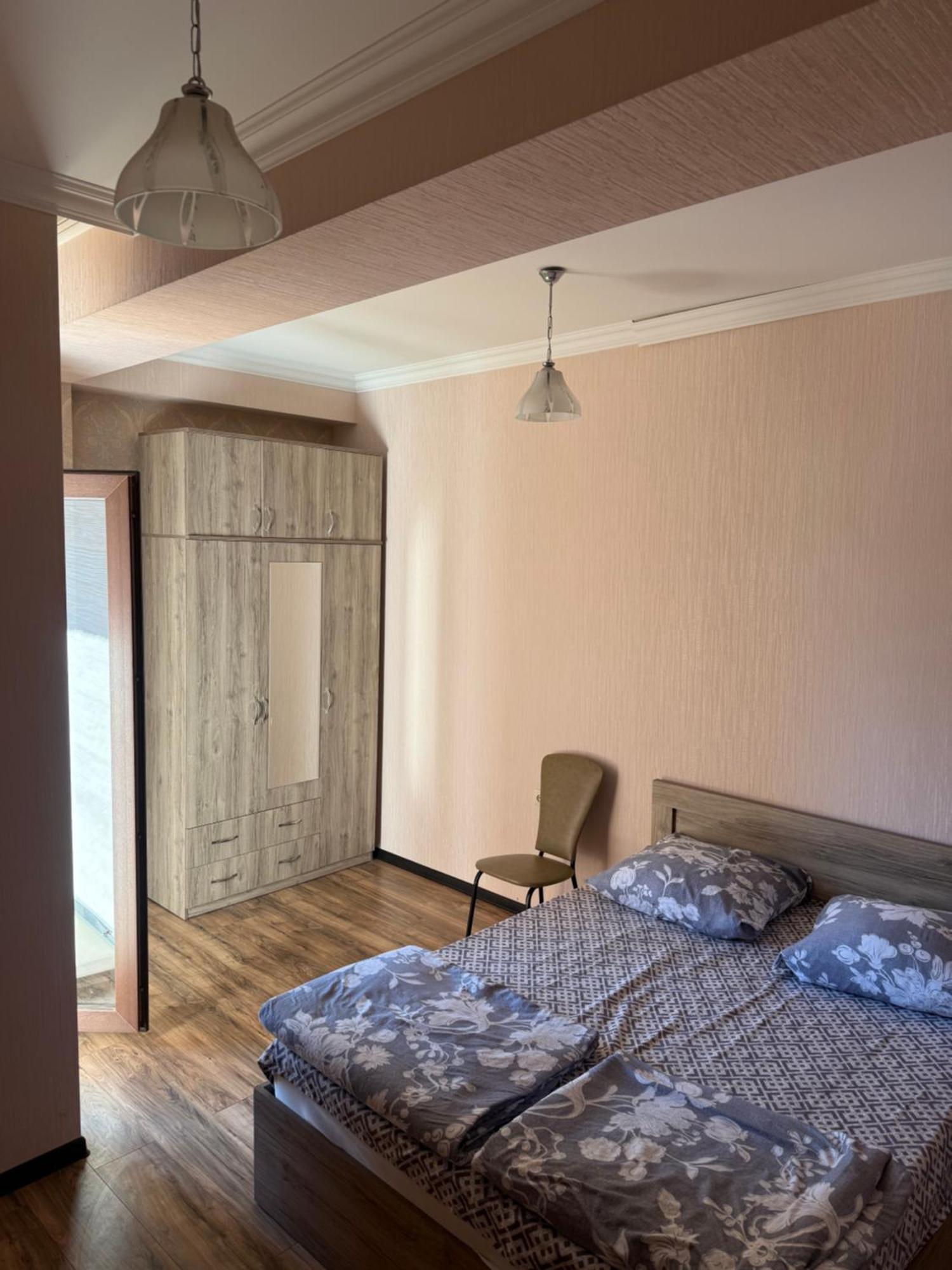 House In Varketili 第比利斯 外观 照片